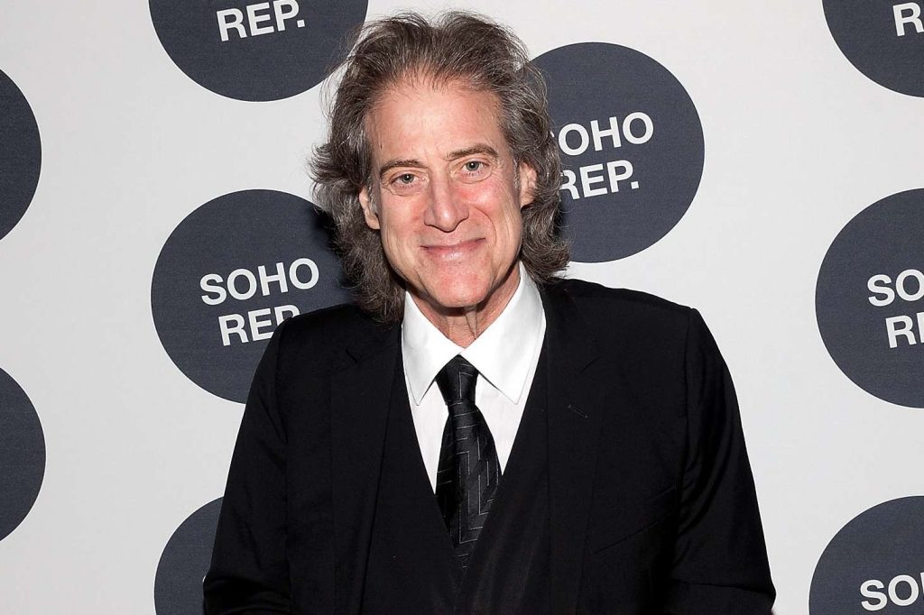 Richard Lewis Net Worth _ Discover His True Wealth!